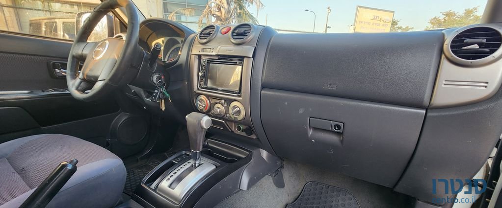 2009' Isuzu 2X4 D-Max איסוזו photo #3