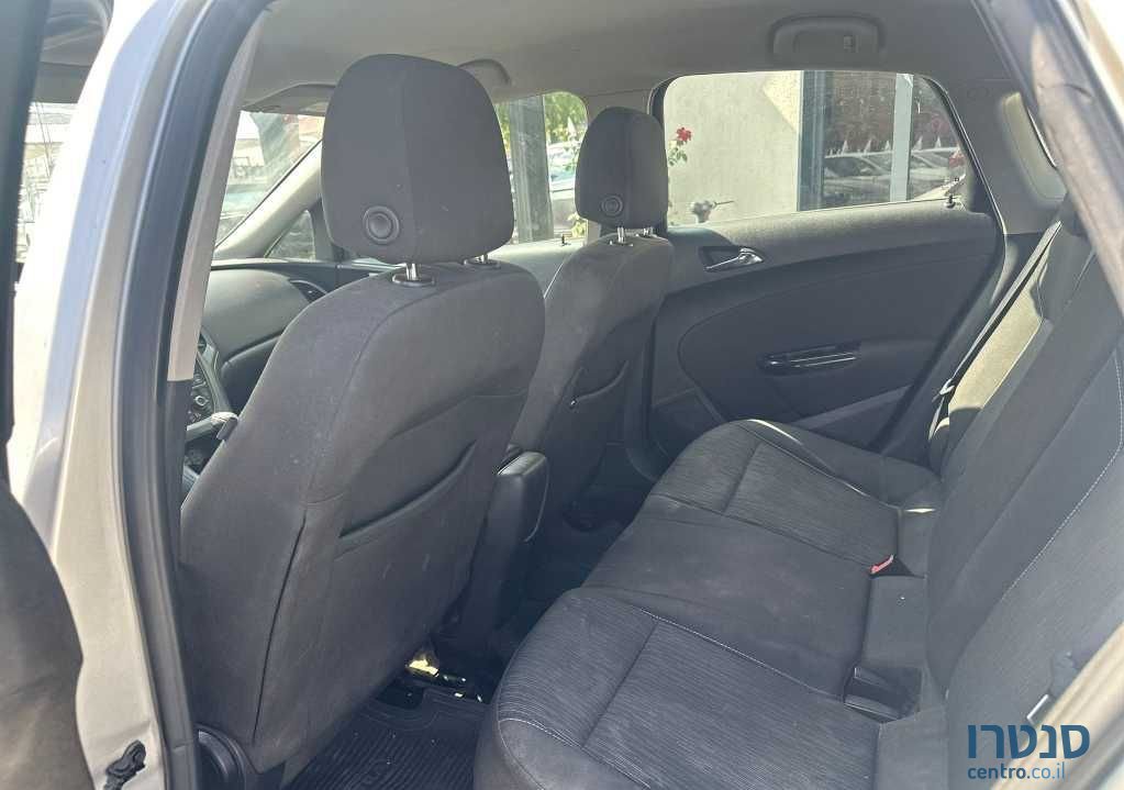 2013' Opel Astra אופל אסטרה photo #5