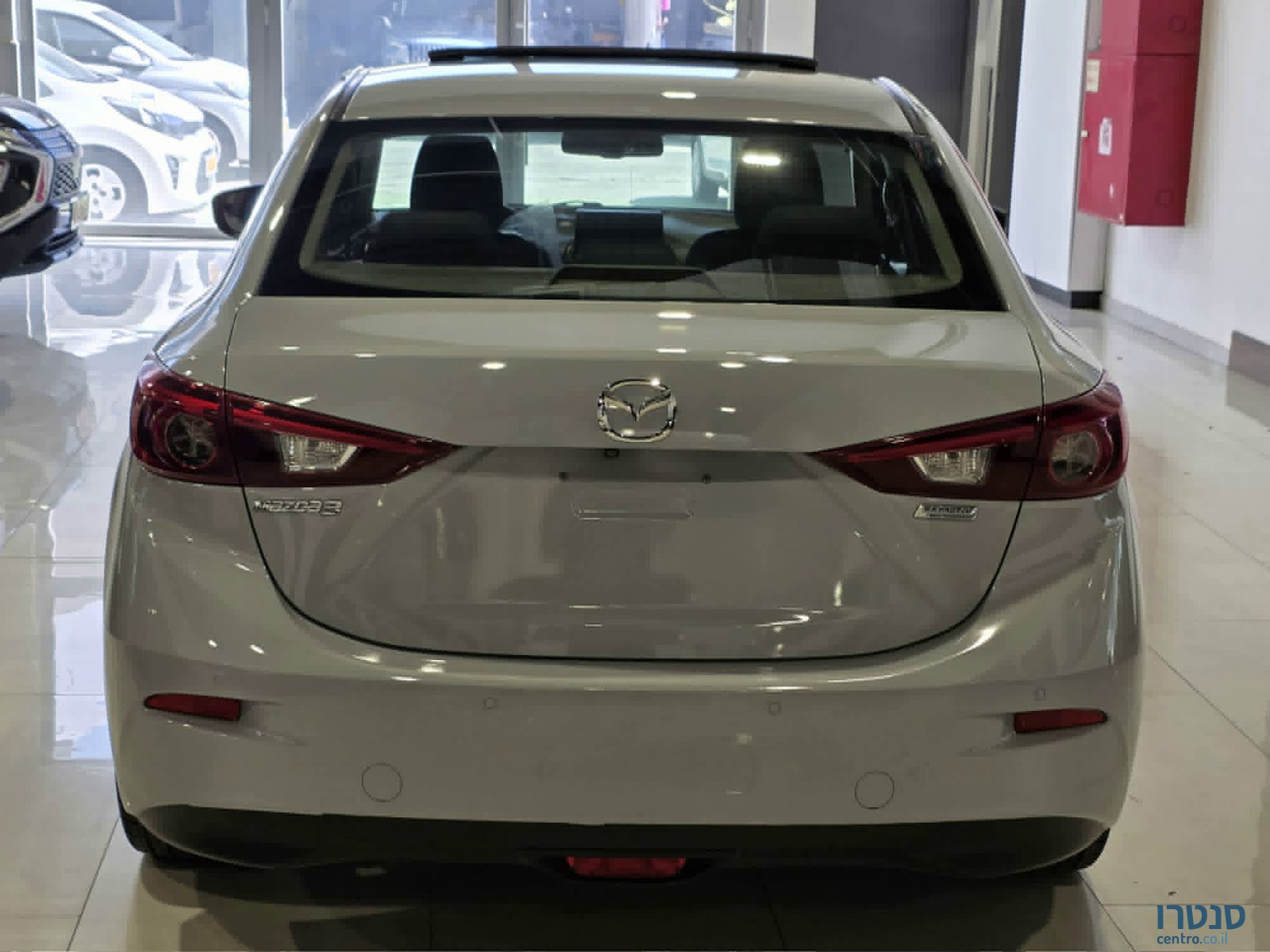 2014' Mazda 3 photo #5