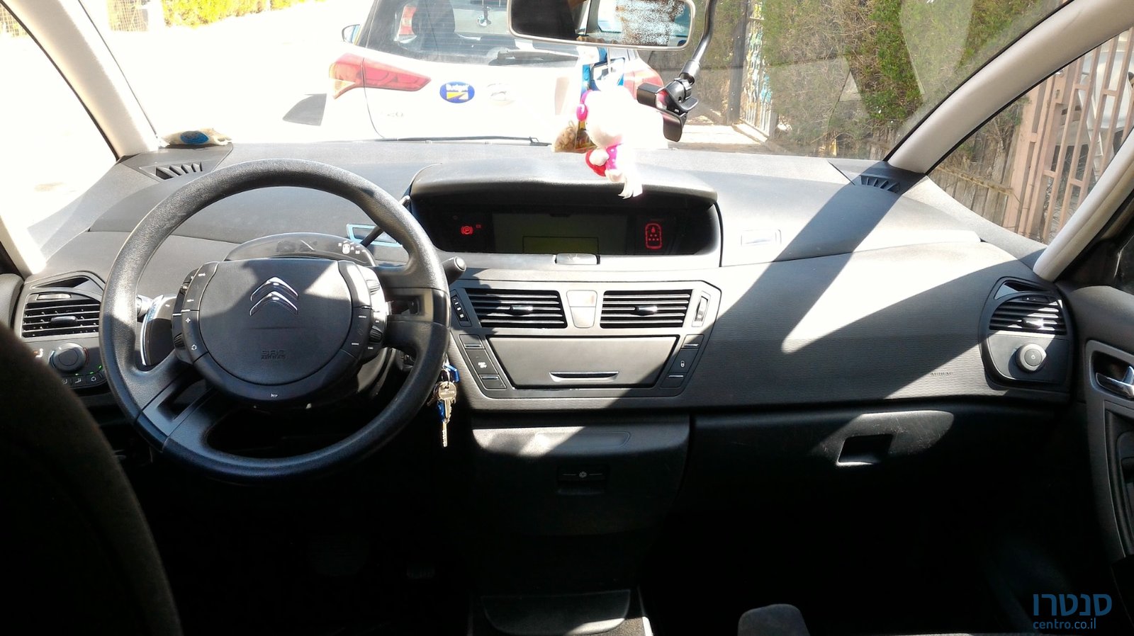 2013' Citroen C4 Picasso photo #4