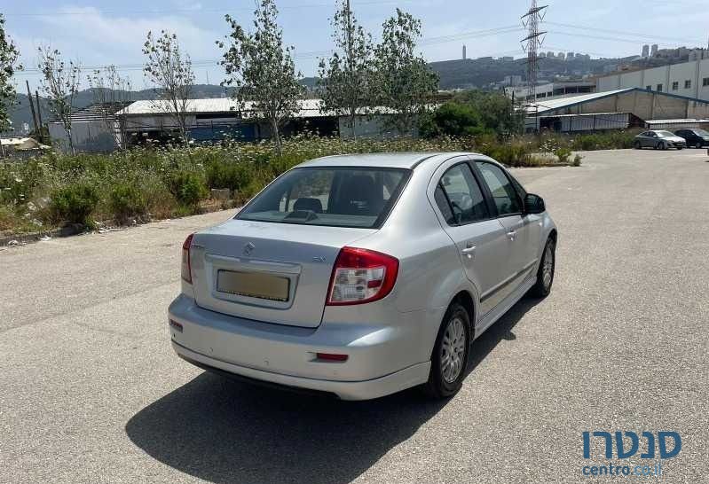 2011' Suzuki SX4 סוזוקי photo #3