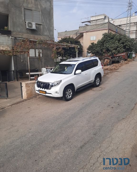 2015' Toyota Land Cruiser טויוטה לנד קרוזר photo #1