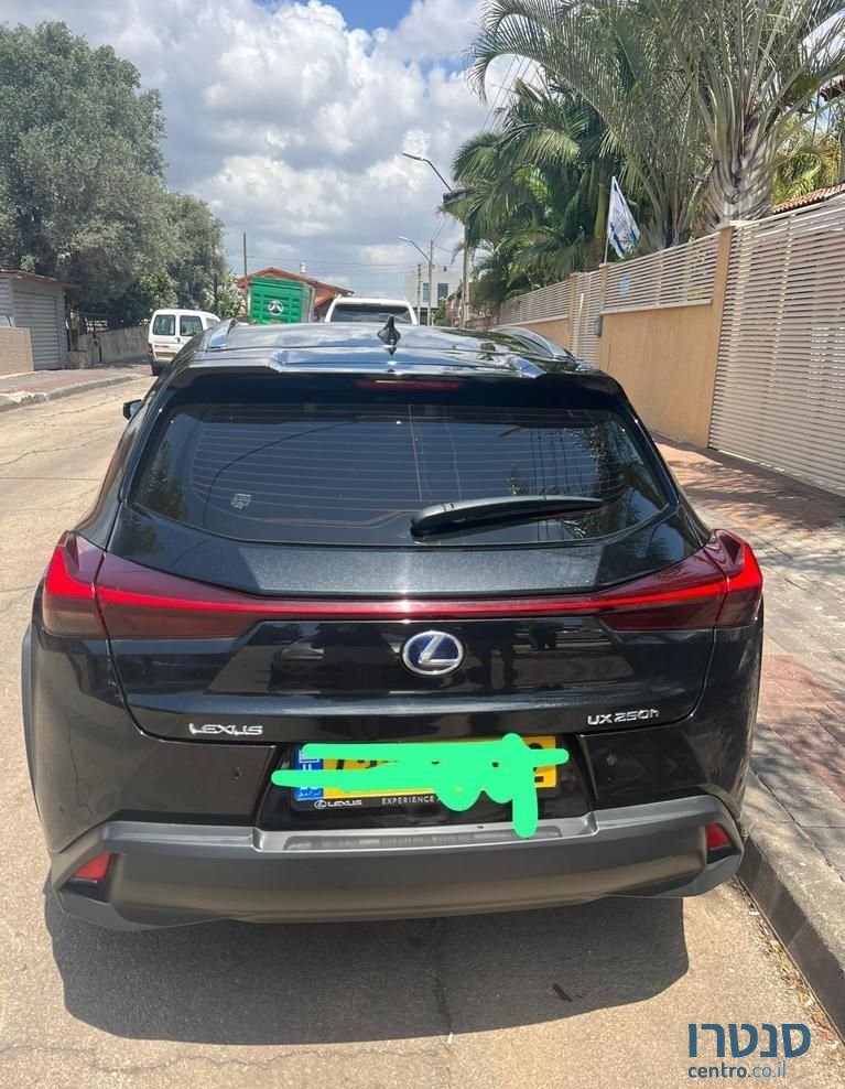 2021' Lexus UX לקסוס photo #2