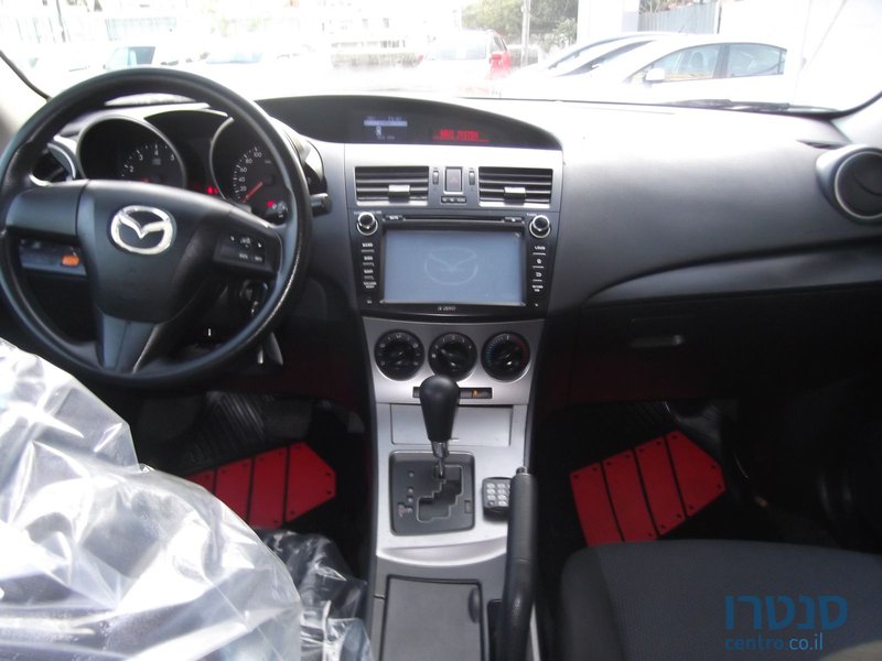 2010' Mazda 3 photo #7