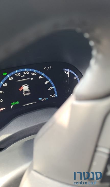 2021' Toyota Yaris טויוטה יאריס קרוס photo #5