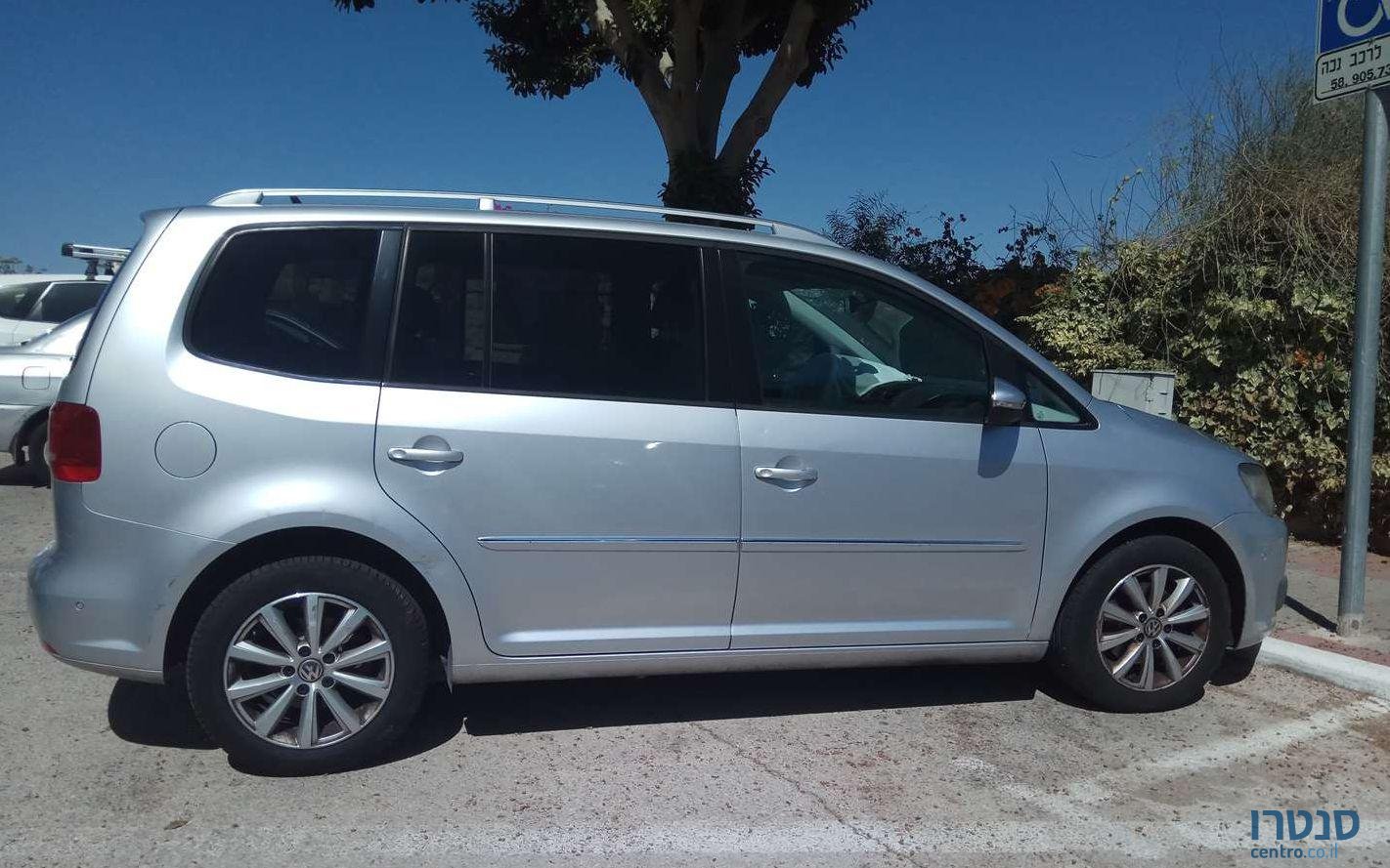 2011' Volkswagen Touran פולקסווגן טוראן photo #1
