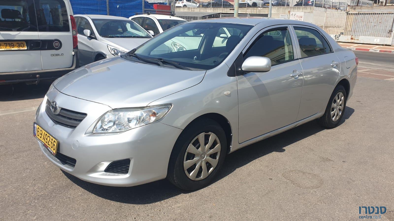 2008' Toyota Corolla photo #1