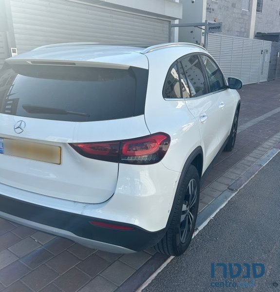 2021' Mercedes-Benz GLA מרצדס photo #5