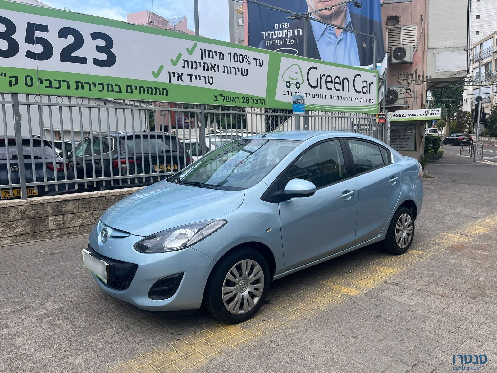 2011' Mazda 2 photo #2