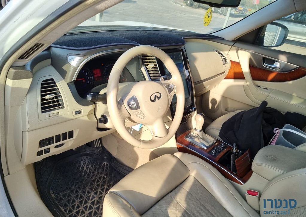 2010' Infiniti Fx50 אינפיניטי photo #2