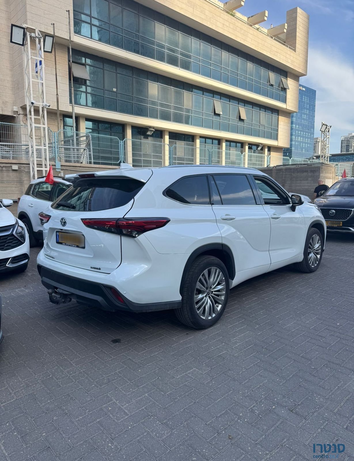 2022' Toyota Highlander טויוטה היילנדר photo #2