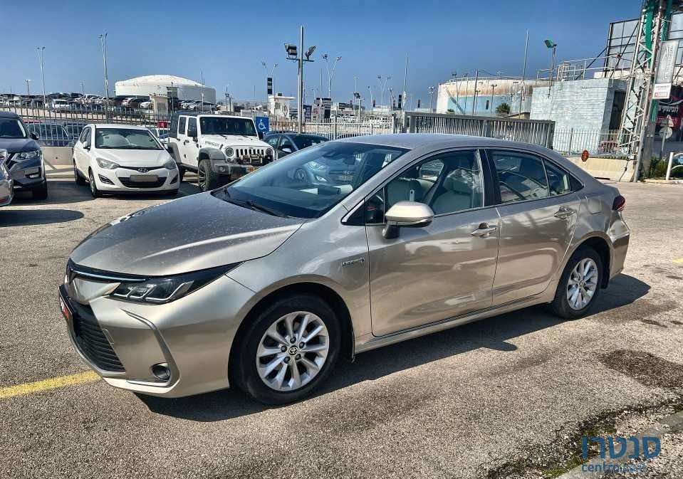 2020' Toyota Corolla טויוטה קורולה photo #3