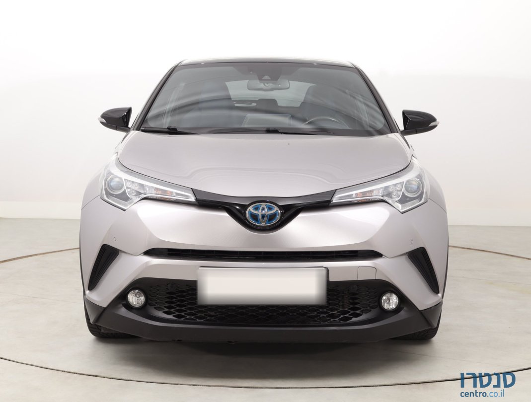 2019' Toyota C-HR photo #4