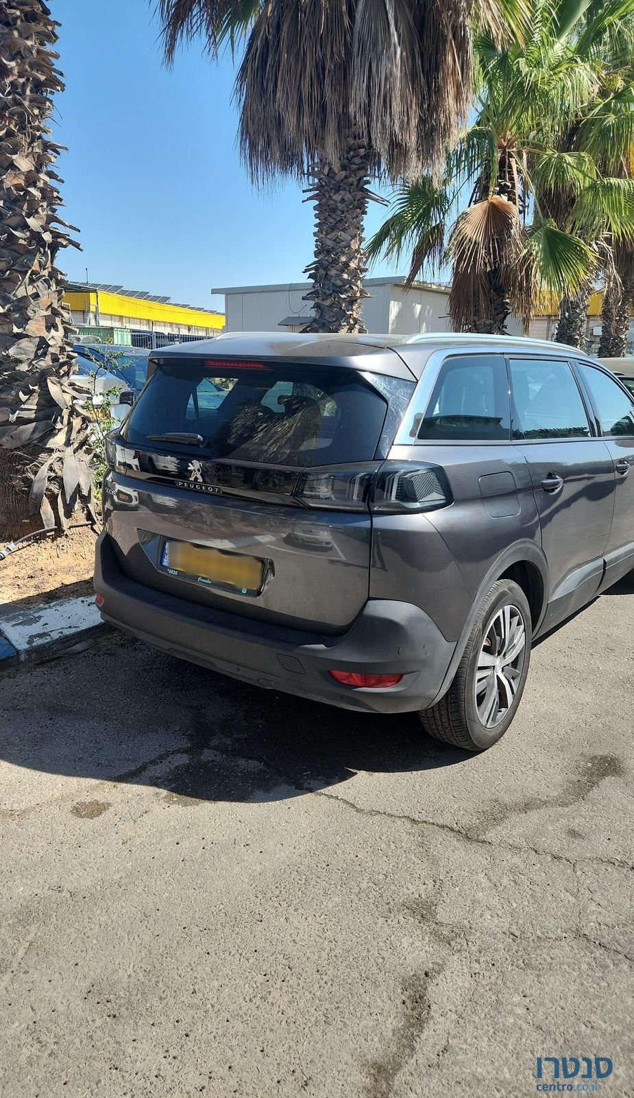 2022' Peugeot 5008 פיג'ו photo #3