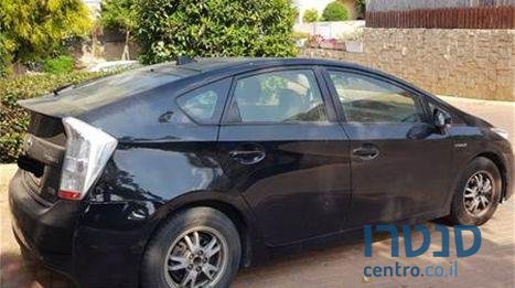 2010' Toyota Prius טויוטה פריוס photo #3