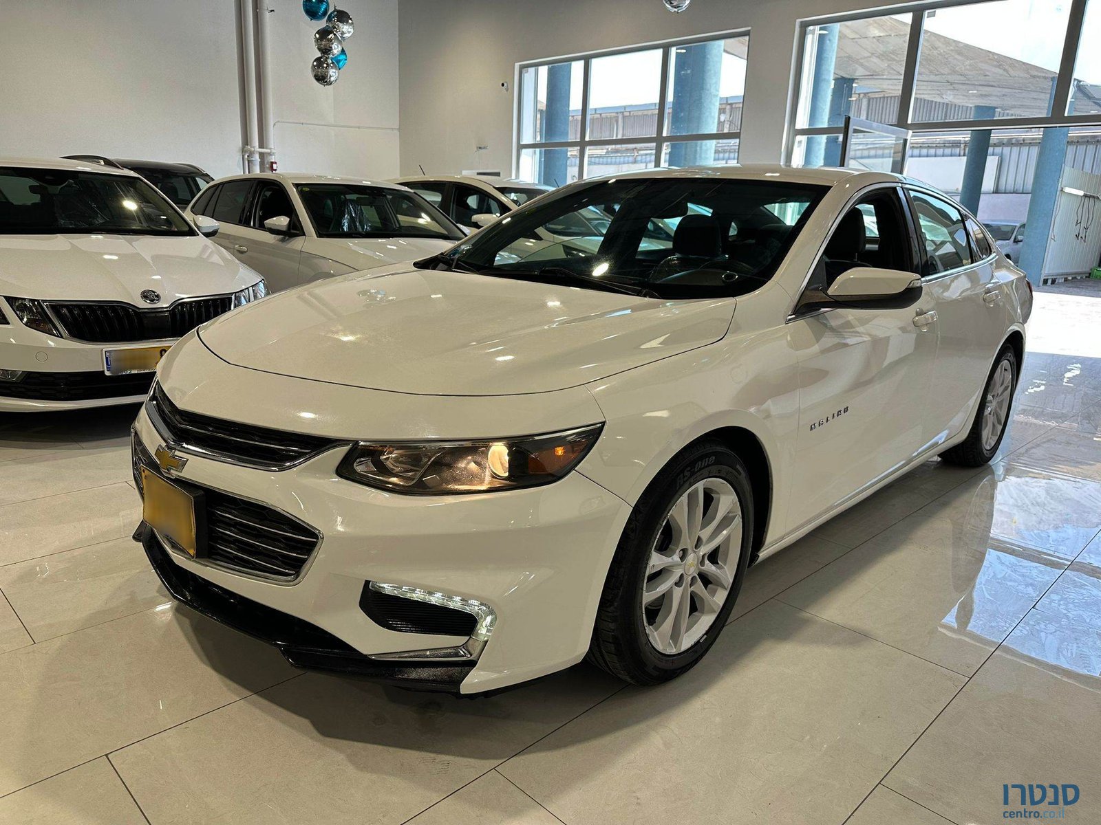 2017' Chevrolet Malibu photo #1