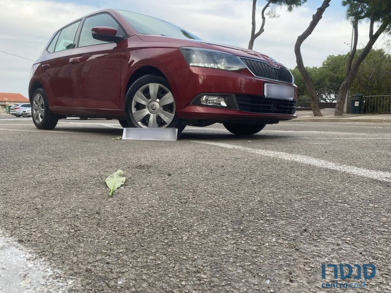 2015' Skoda Fabia סקודה פאביה photo #1