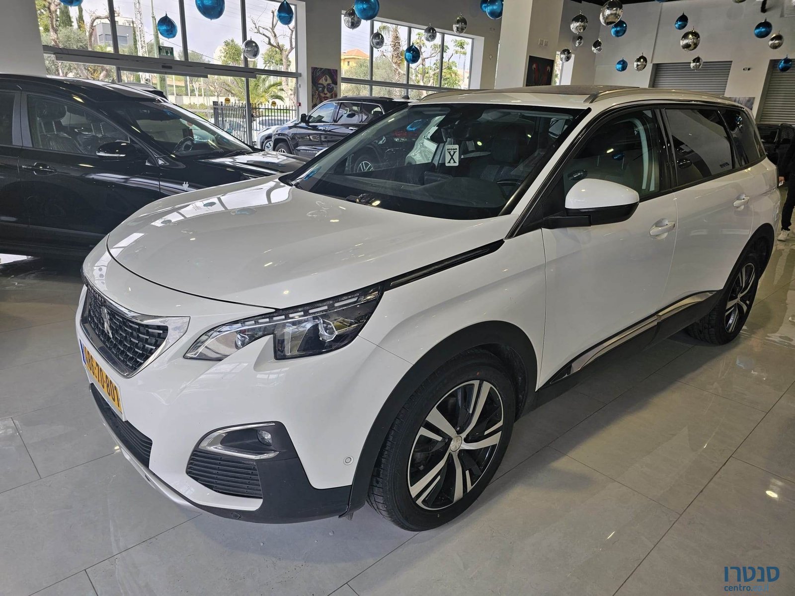 2019' Peugeot 5008 photo #1