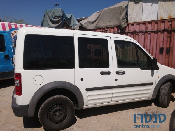 2005' Ford Tourneo Connect photo #2