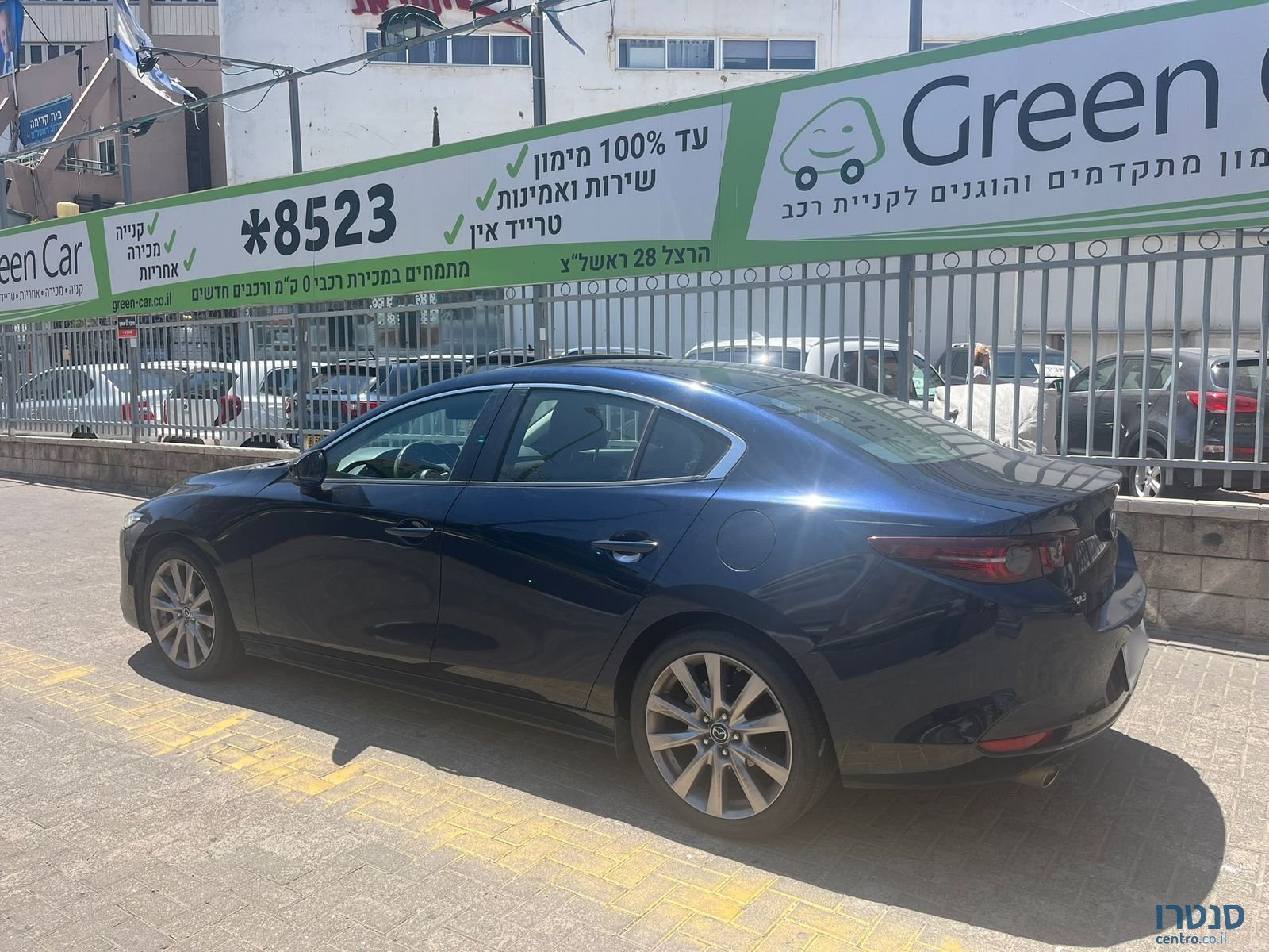 2020' Mazda 3 photo #4