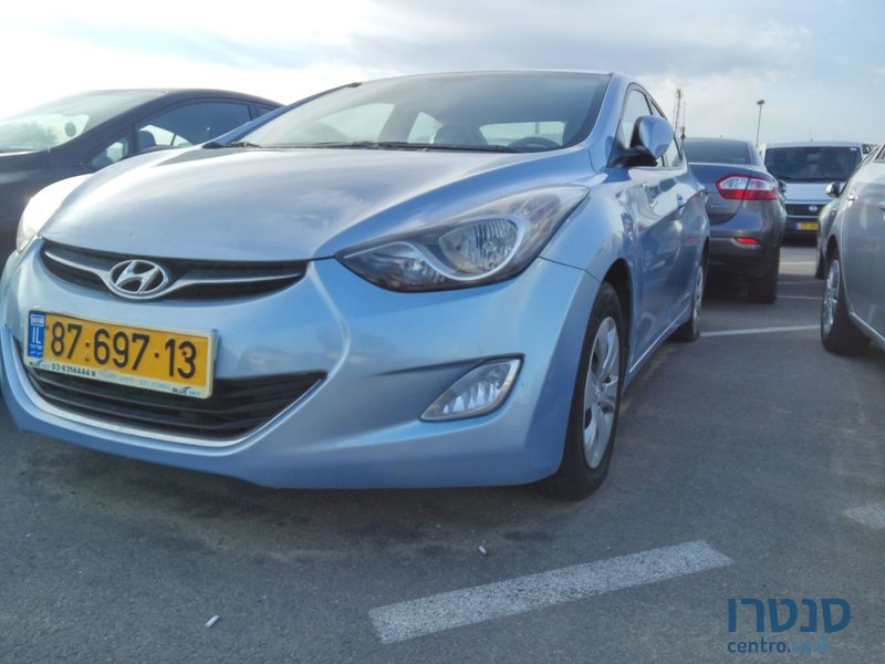 2012' Hyundai i35 INSPIRE photo #2