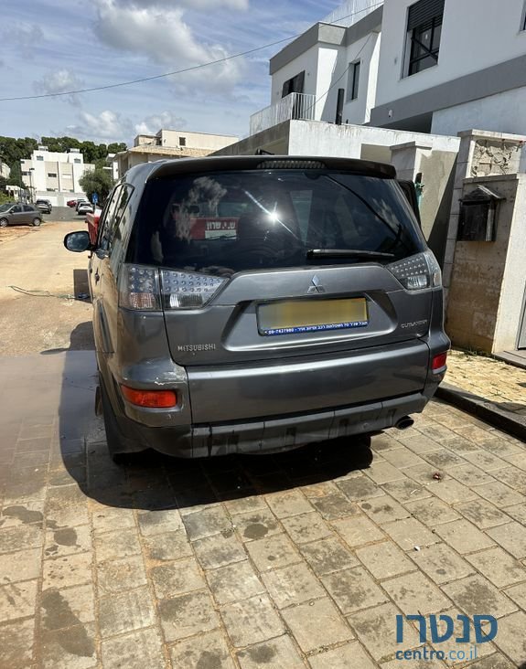 2010' Mitsubishi Outlander מיצובישי אאוטלנדר photo #6