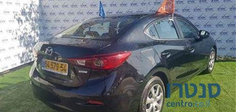 2015' Mazda 3 מאזדה 3 אקטיב photo #2