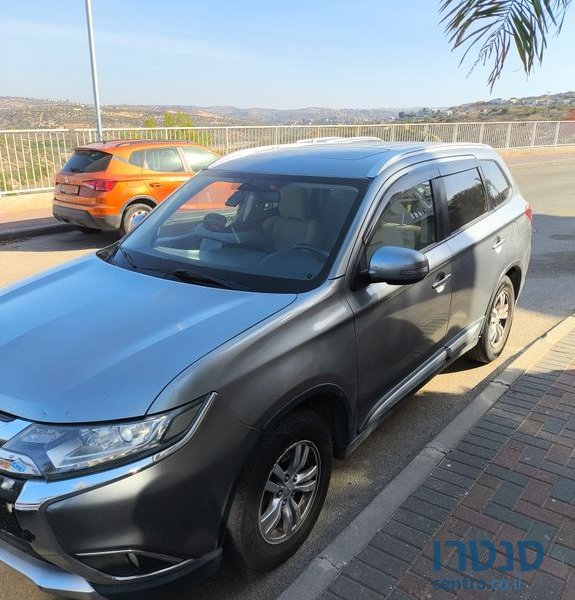 2016' Mitsubishi Outlander מיצובישי אאוטלנדר photo #4