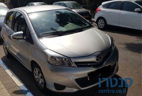 2012' Toyota Yaris טויוטה יאריס photo #1