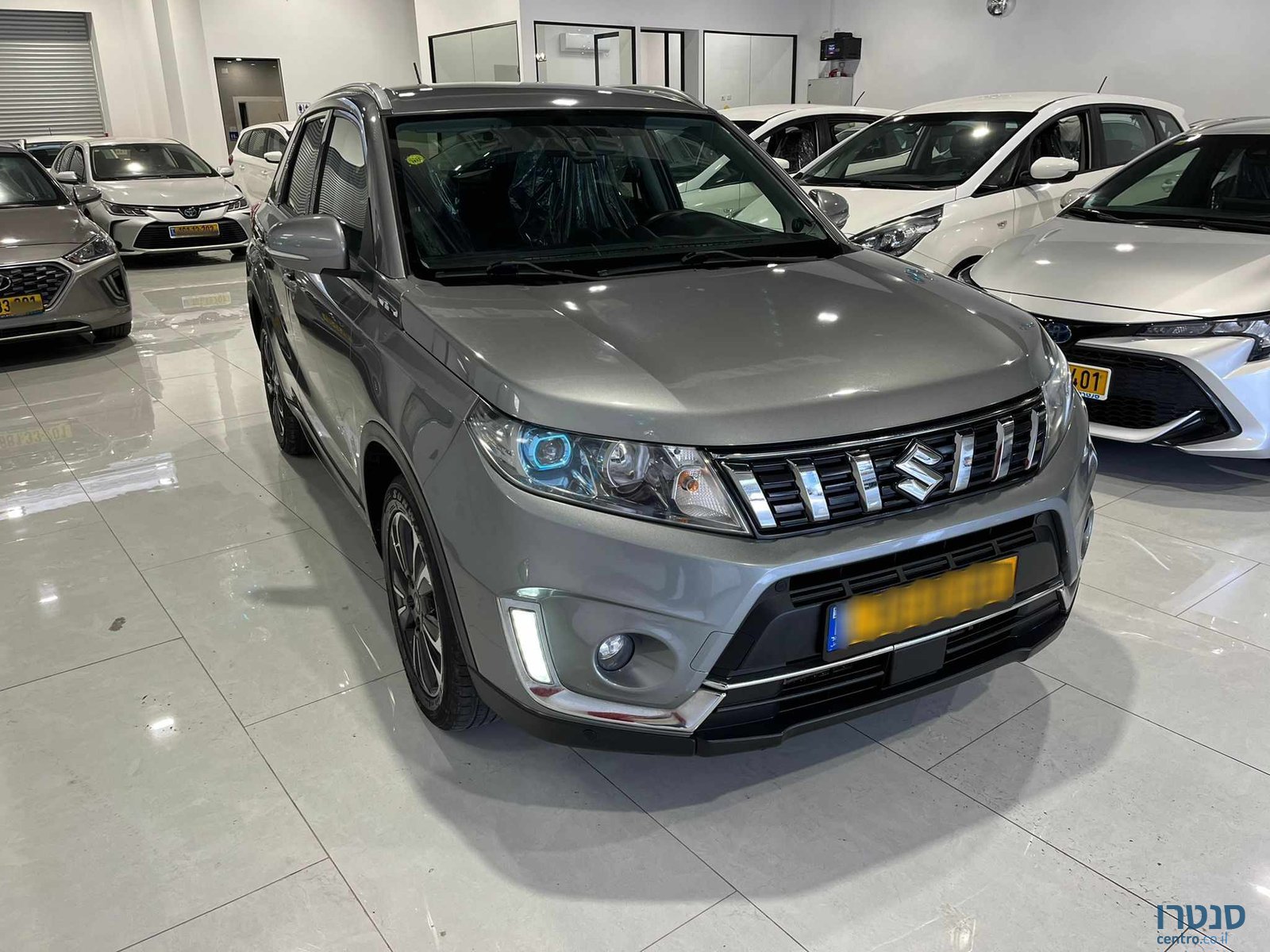 2019' Suzuki Vitara photo #2