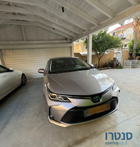 2022' Toyota Corolla טויוטה קורולה photo #1