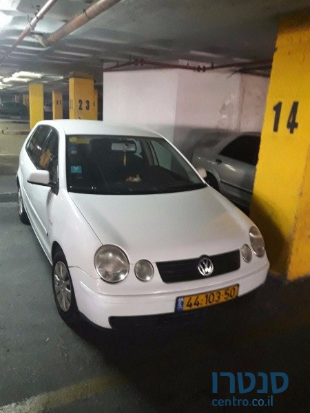 2003' Volkswagen Polo photo #1
