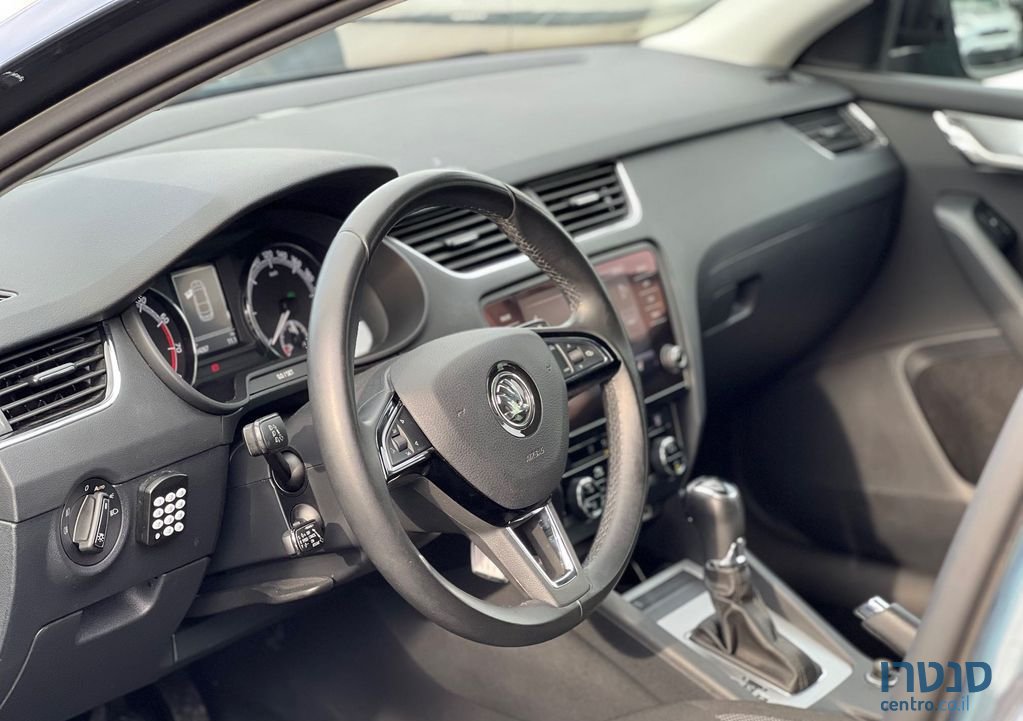 2020' Skoda Octavia סקודה אוקטביה photo #3