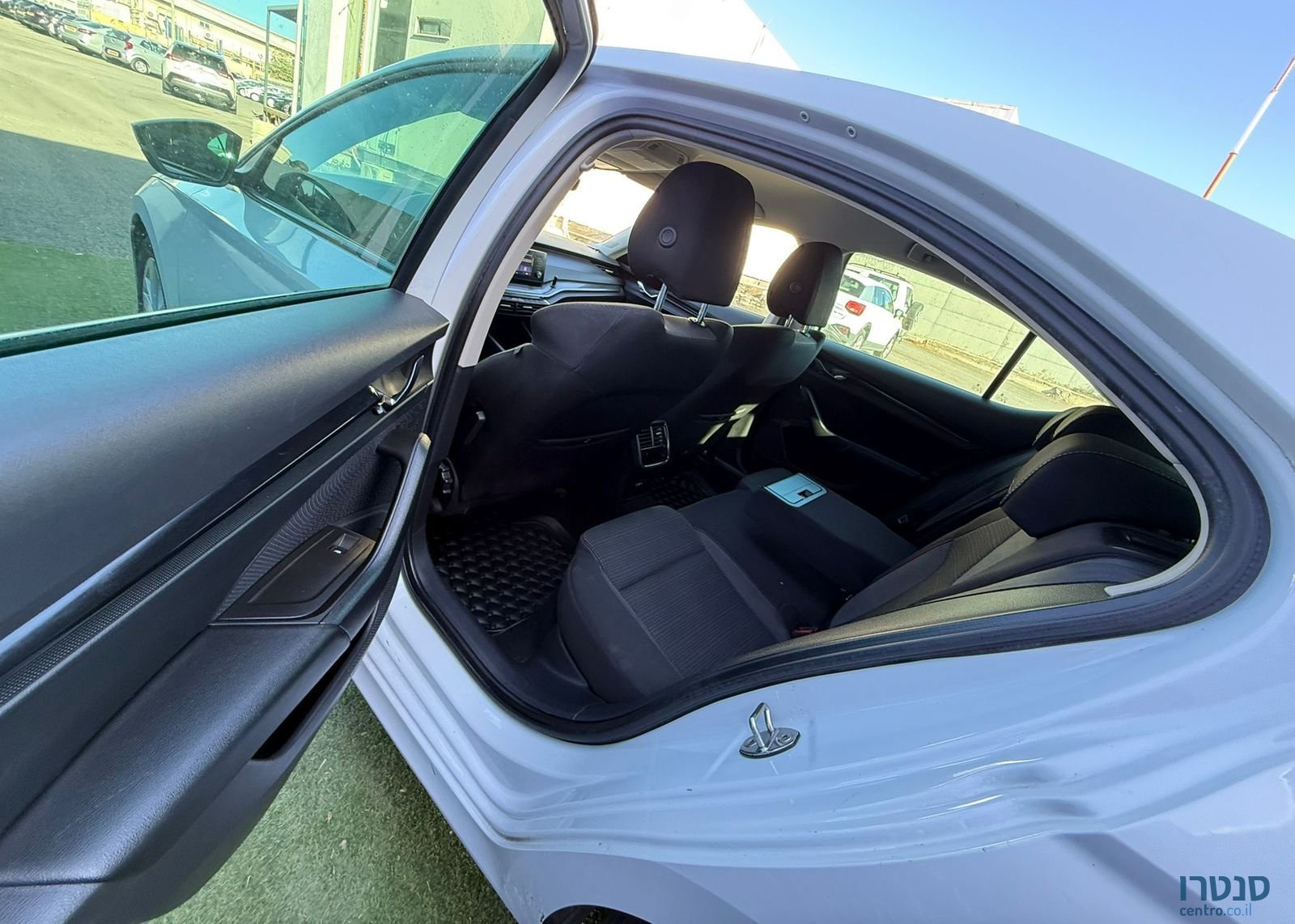 2021' Skoda Octavia סקודה אוקטביה photo #4