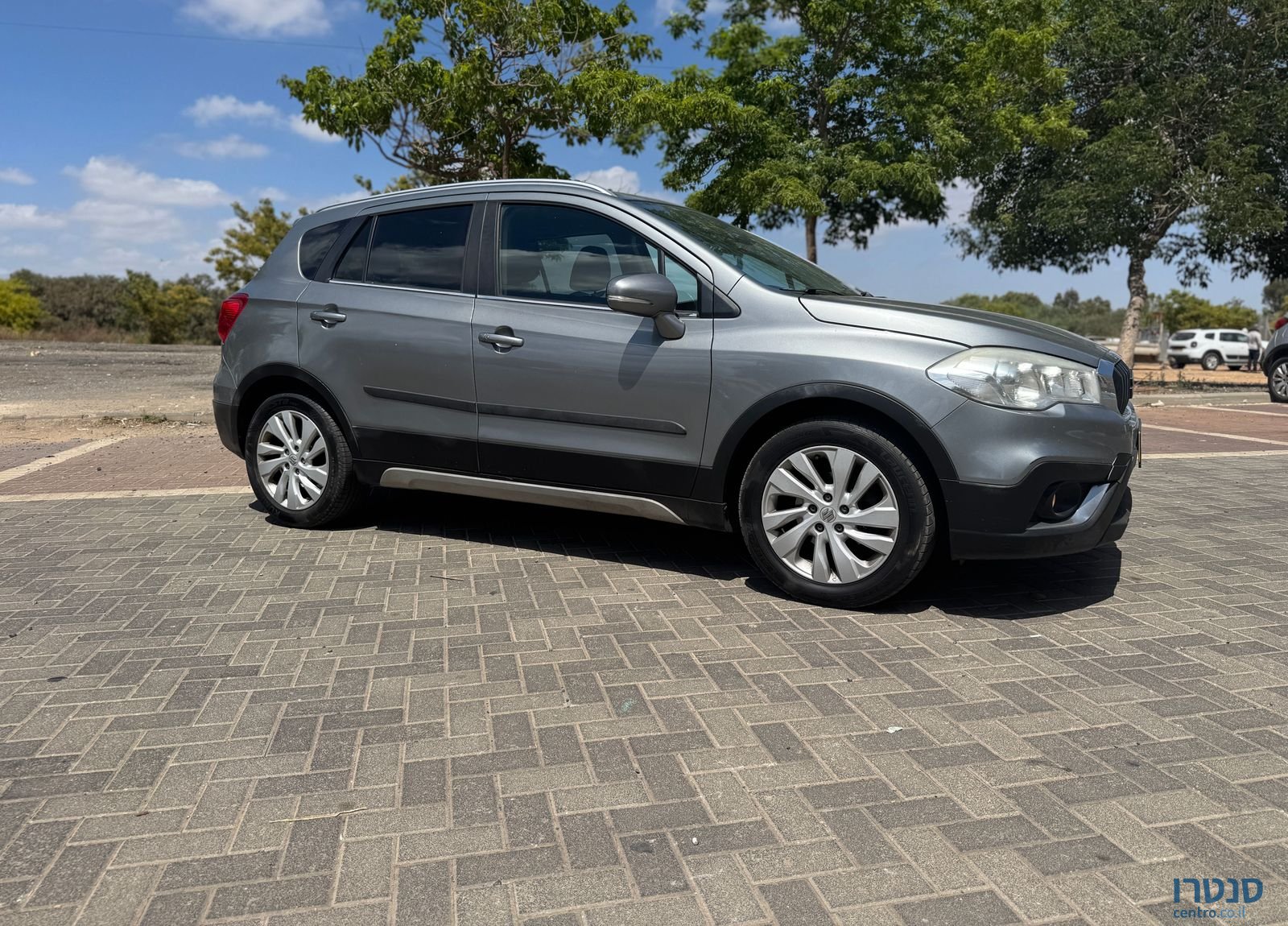 2018' Suzuki Crossover סוזוקי קרוסאובר photo #1