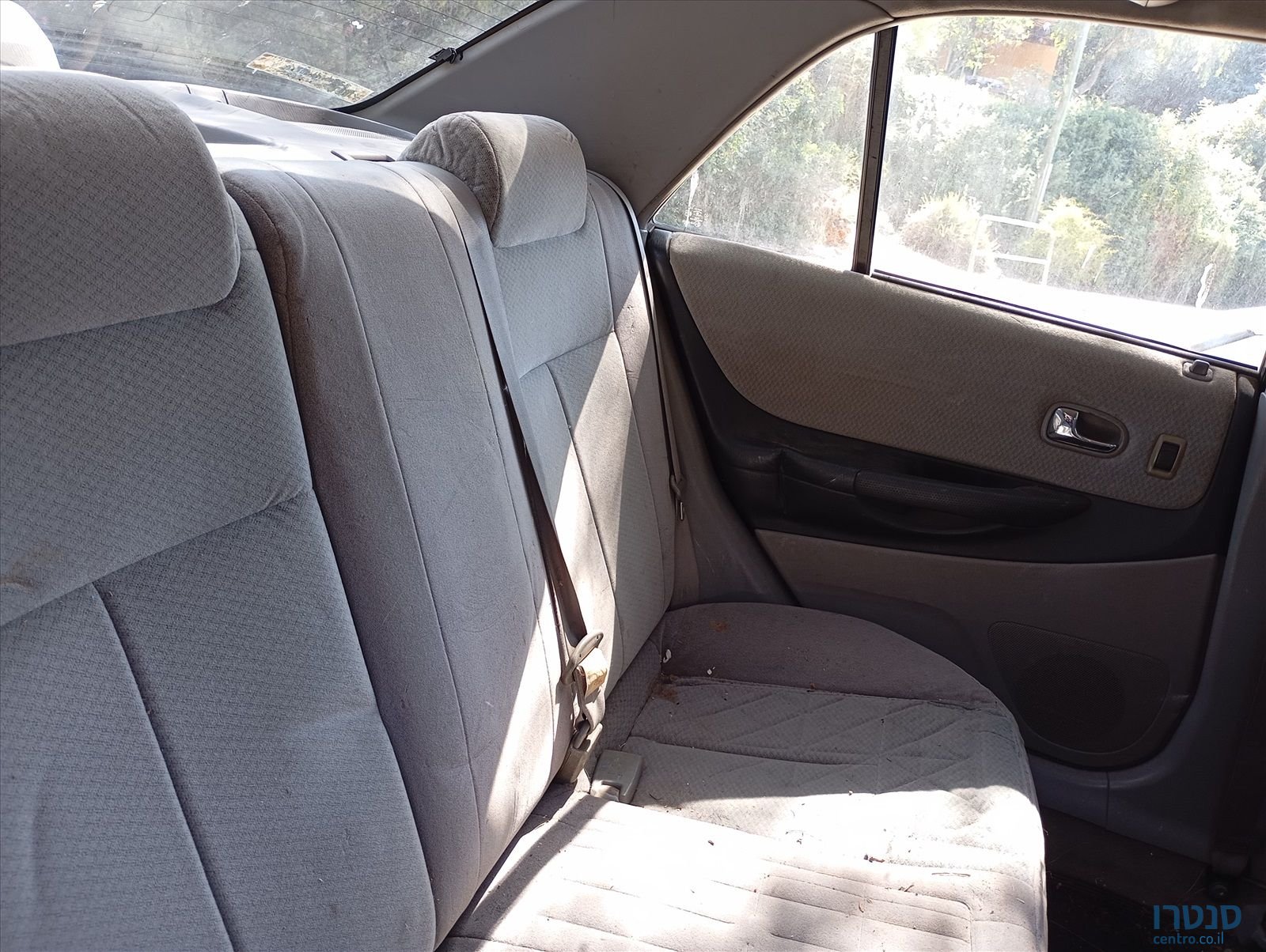 2003' Mazda 323 מאזדה photo #4