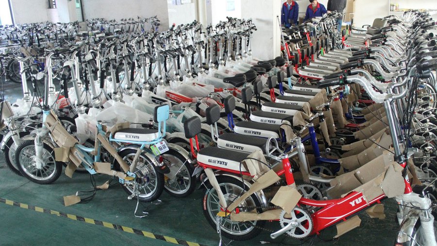 עוקפים את הפקקים? משרד התחבורה בוחן מכירת אופניים וקטנועים חשמליים מהירים