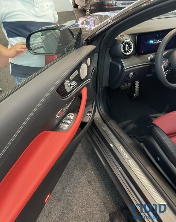 2022' Mercedes-Benz E-Class מרצדס photo #3