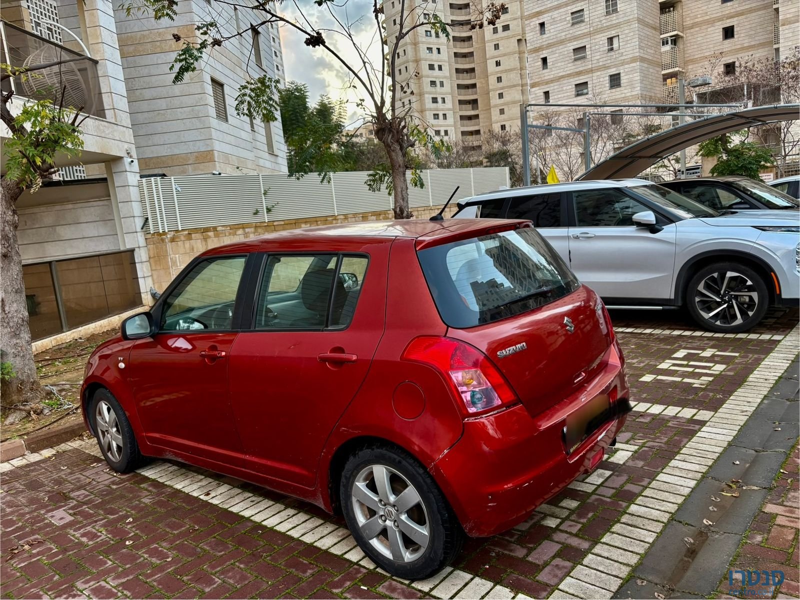 2008' Suzuki Swift סוזוקי סוויפט photo #3