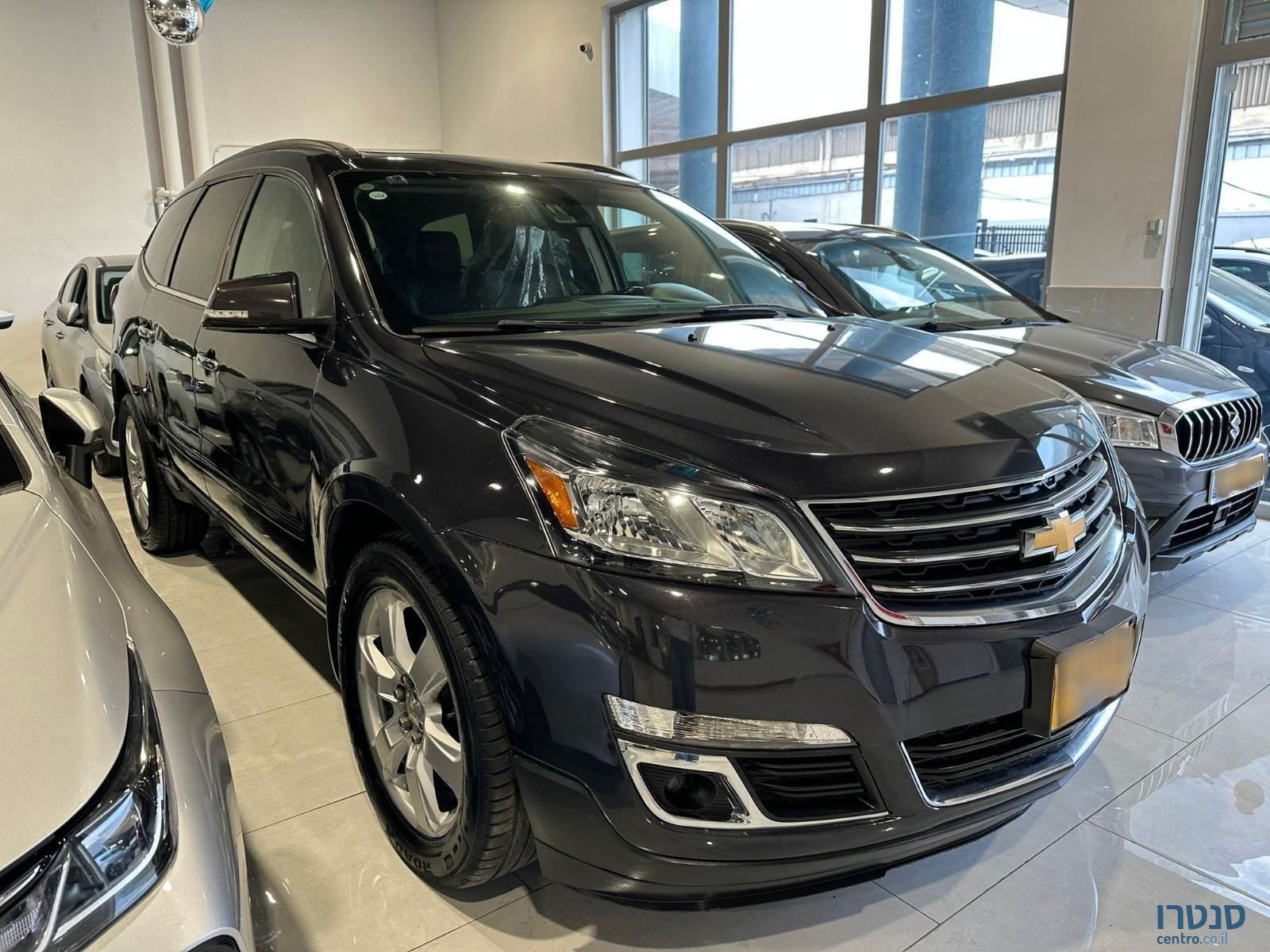 2017' Chevrolet Traverse photo #2