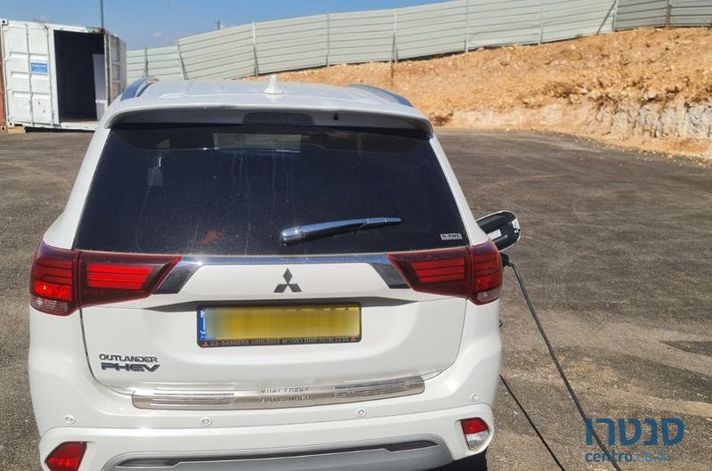 2019' Mitsubishi Outlander מיצובישי אאוטלנדר photo #3