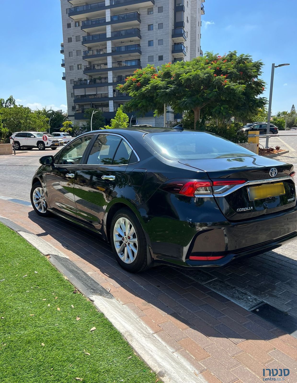 2020' Toyota Corolla טויוטה קורולה photo #1
