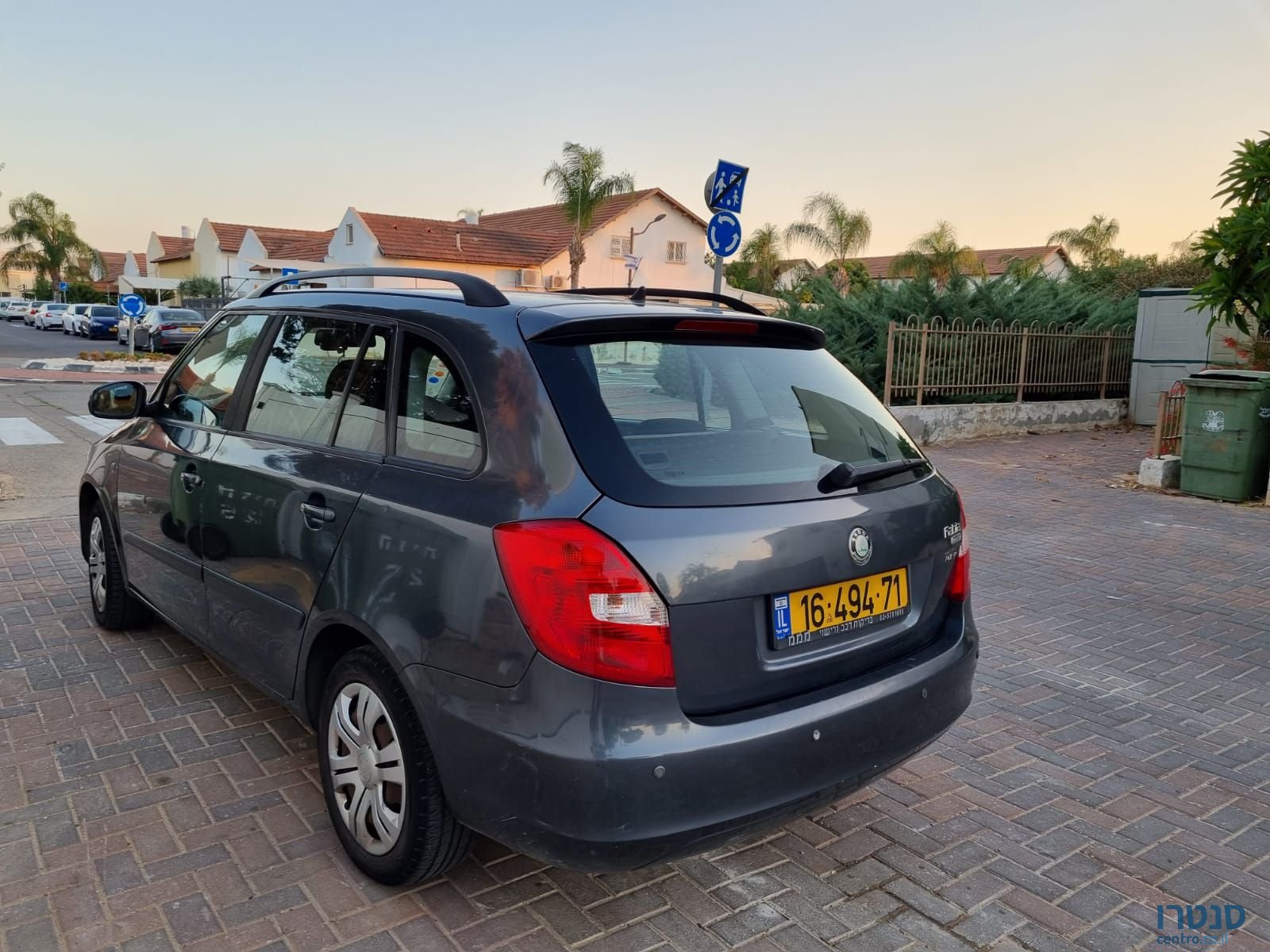 2011' Skoda Fabia סקודה פאביה photo #1