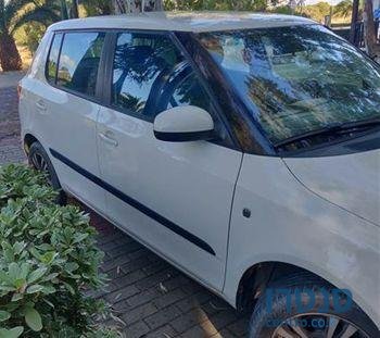 2011' Skoda Fabia סקודה פביה photo #4