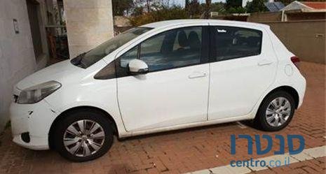 2013' Toyota Yaris טויוטה יאריס photo #2
