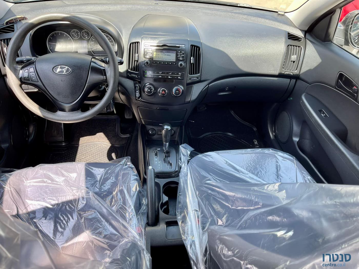 2011' Hyundai i30 photo #4