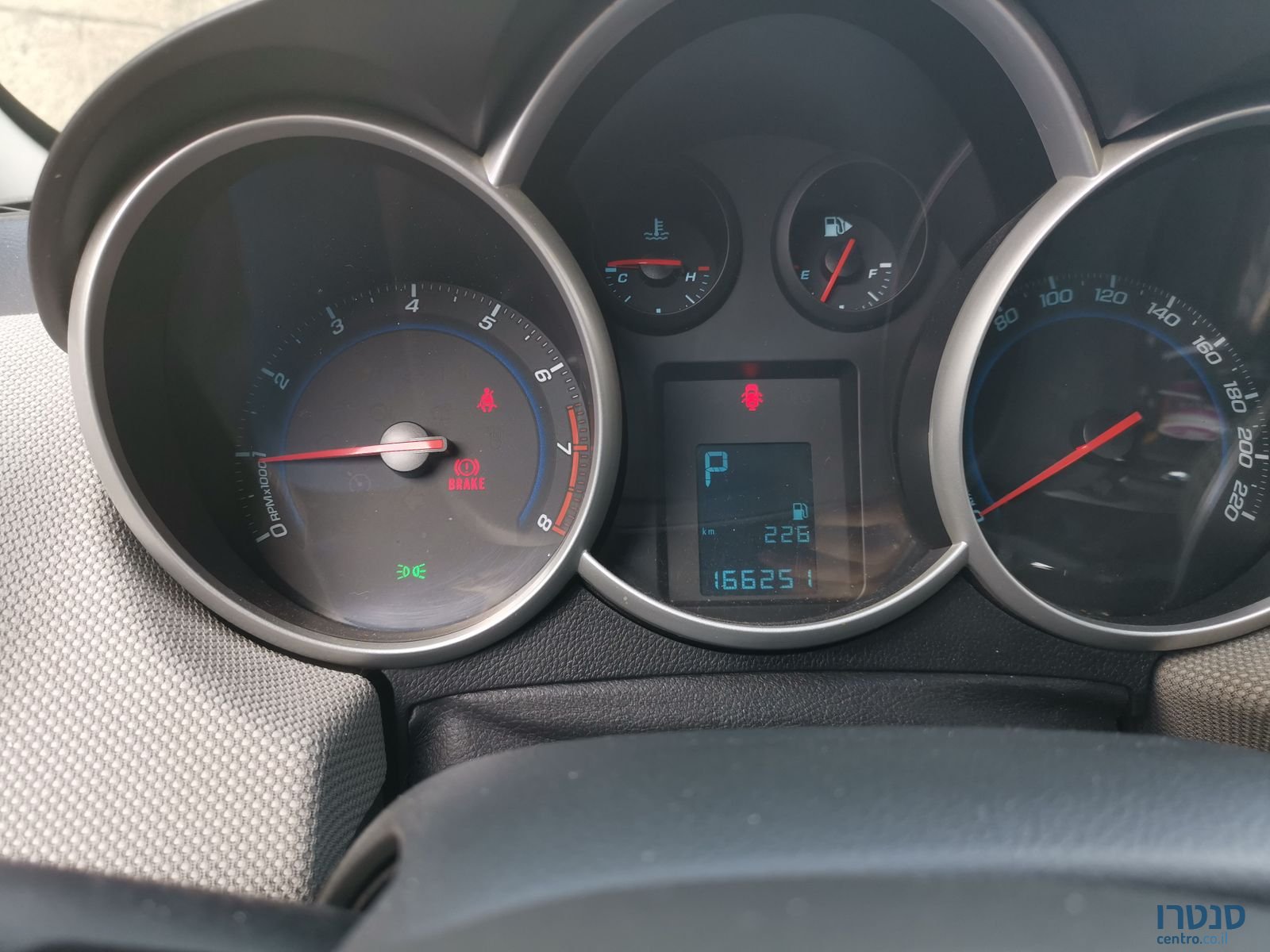 2010' Chevrolet Cruze photo #1