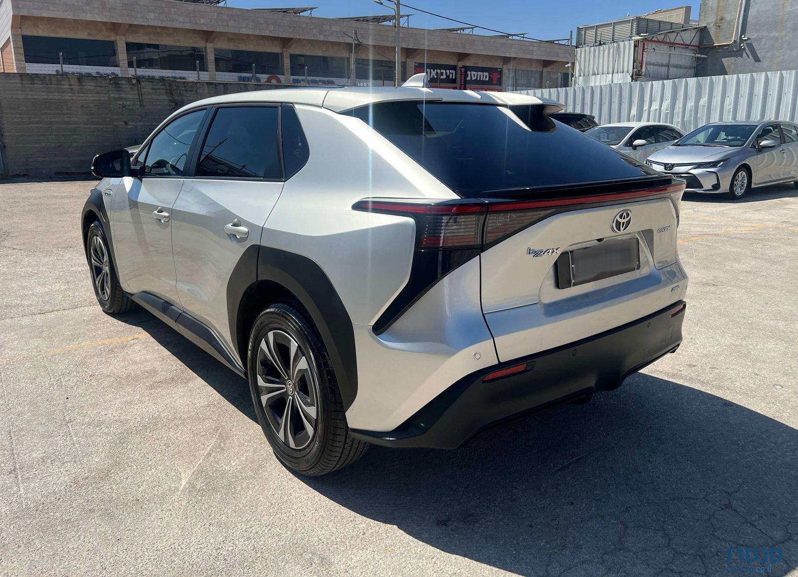 2024' Toyota bZ4X טויוטה photo #4