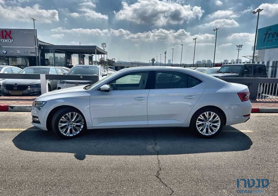 2021' Skoda Superb סקודה סופרב photo #4