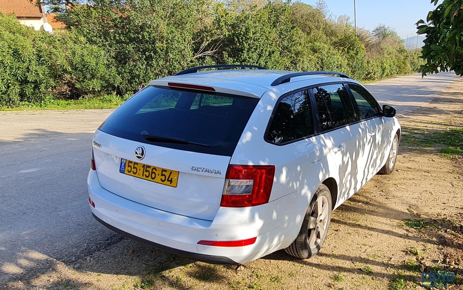 2015' Skoda Octavia A7 Ambition photo #2